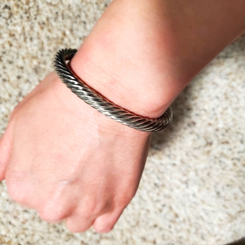 Quality Interchangeable Bracelet Cuff Bracelet - image 4